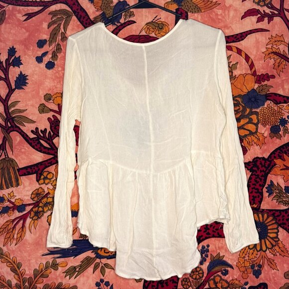 White & Blue Embroidered Flowy Long-Sleeve - Picture 2 of 4